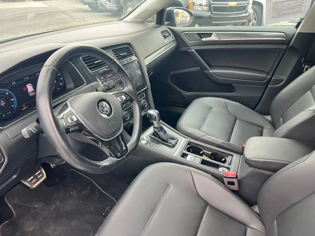SEMINUEVOS VOLKSWAGEN E-GOLF a Estados en autogozo