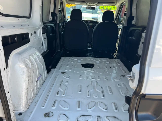 SEMINUEVOS RAM PROMASTER CITY a Estados en autogozo