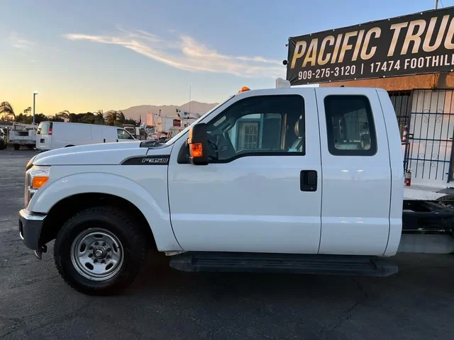 SEMINUEVOS FORD F-350 Super Duty a Estados en autogozo