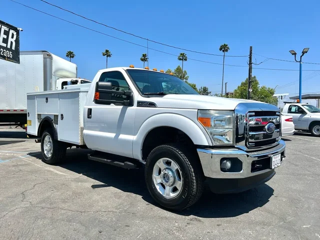 SEMINUEVOS FORD F-350 Super Duty a Estados en autogozo