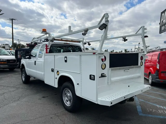 SEMINUEVOS FORD F-350 Super Duty a Estados en autogozo