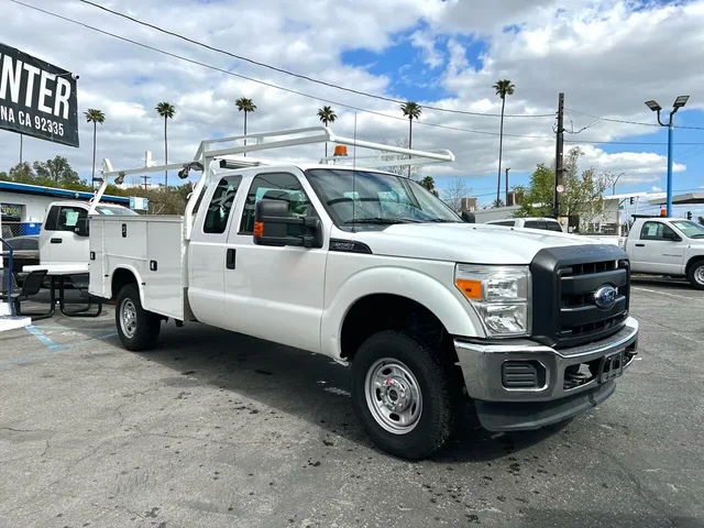 SEMINUEVOS FORD F-350 Super Duty a Estados en autogozo