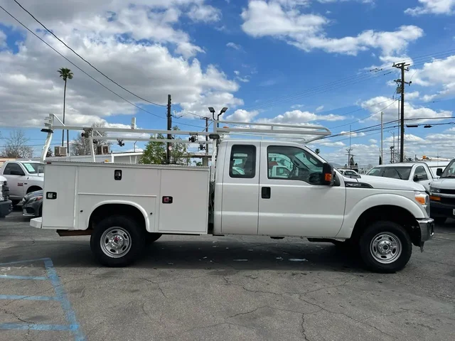SEMINUEVOS FORD F-350 Super Duty a Estados en autogozo