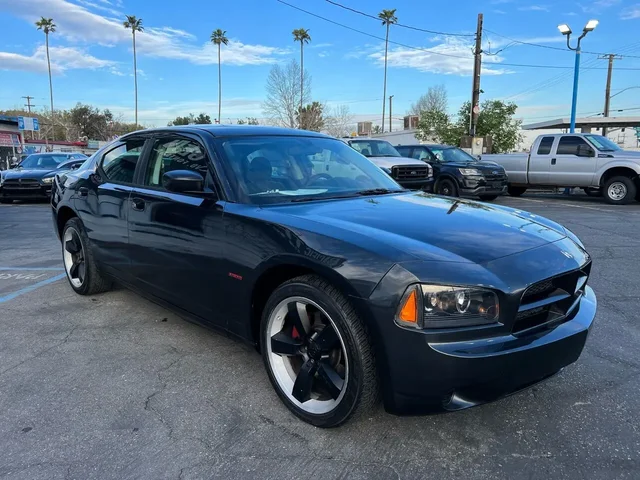 SEMINUEVOS DODGE Charger a Estados en autogozo