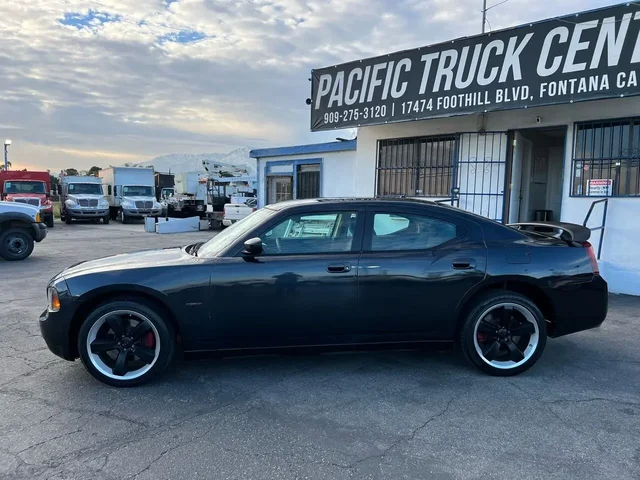 SEMINUEVOS DODGE Charger a Estados en autogozo