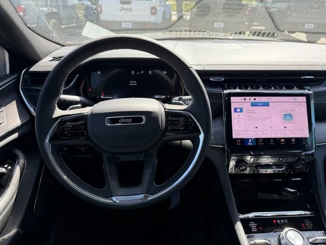 Nuevos JEEP GRAND CHEROKEE à Estados chez autogozo
