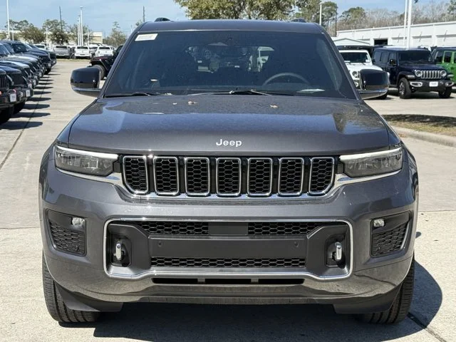 Nuevos JEEP GRAND CHEROKEE à Estados chez autogozo