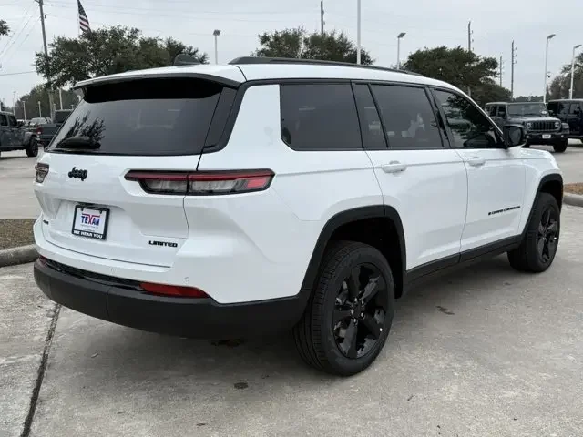Nuevos JEEP GRAND CHEROKEE L à Estados chez autogozo