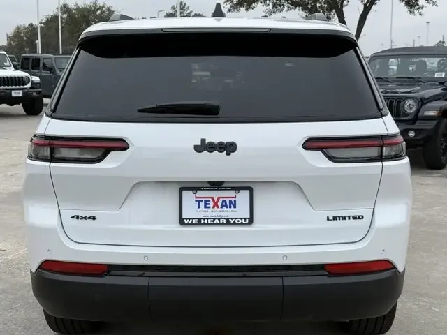 Nuevos JEEP GRAND CHEROKEE L à Estados chez autogozo