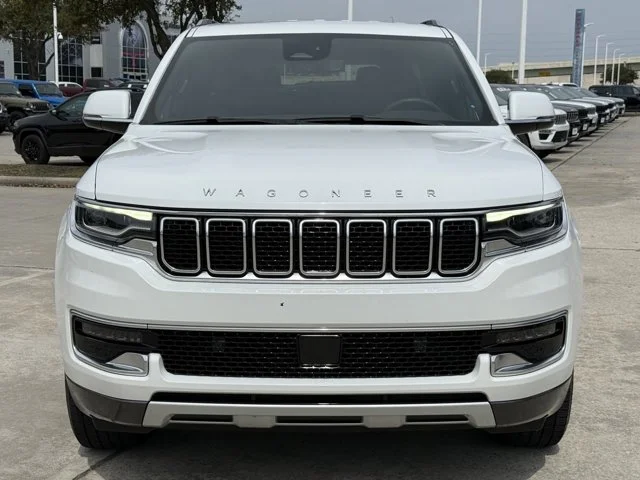 SEMINUEVOS JEEP Wagoneer a Estados en autogozo