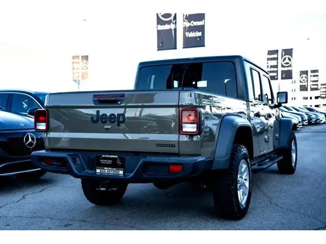 SEMINUEVOS JEEP Gladiator a Estados en autogozo