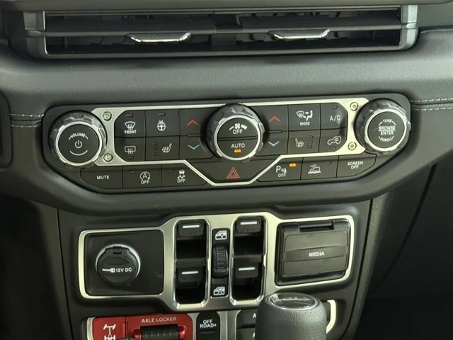 Nuevos JEEP GLADIATOR à Estados chez autogozo