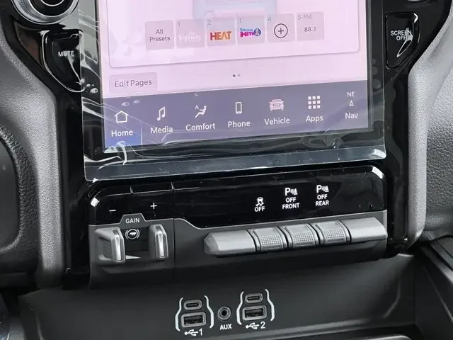 Nuevos RAM 1500 à Estados chez autogozo