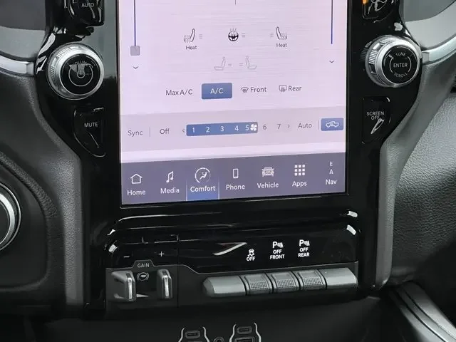 Nuevos RAM 1500 à Estados chez autogozo
