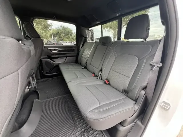 Nuevos RAM 1500 à Estados chez autogozo