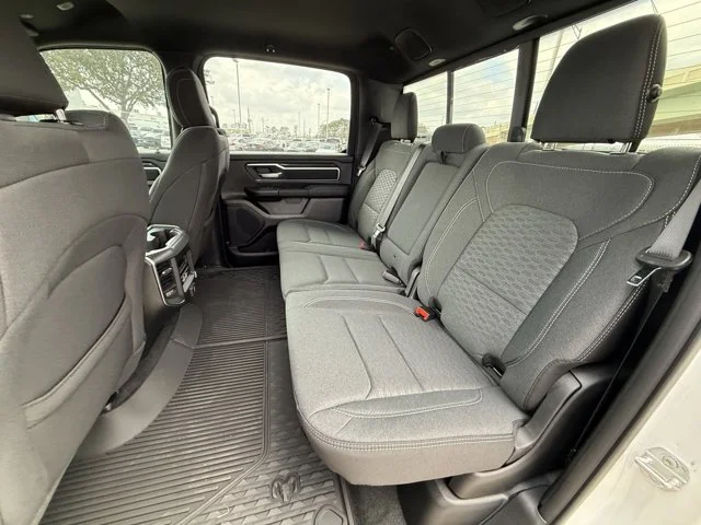 Nuevos RAM 1500 à Estados chez autogozo