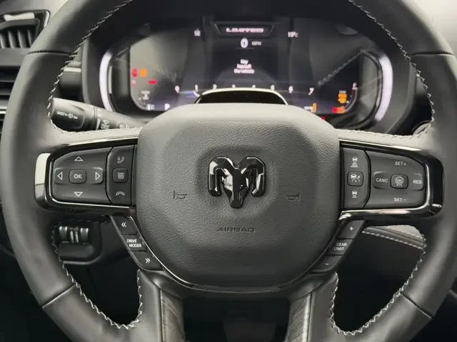 Nuevos RAM 1500 à Estados chez autogozo