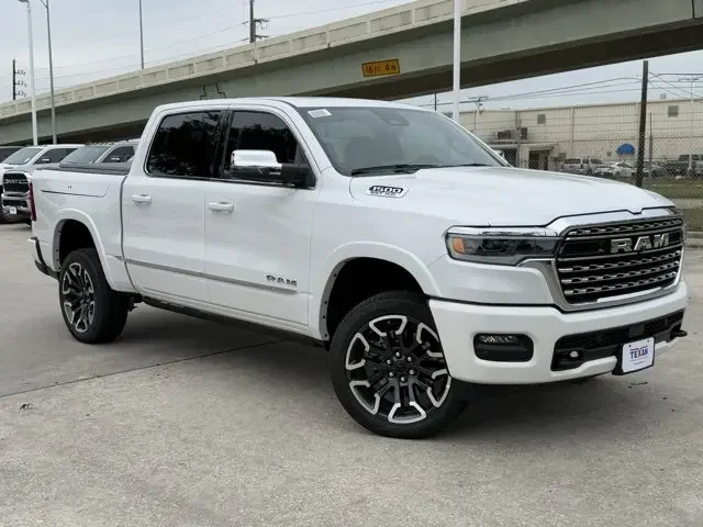 Nuevos RAM 1500 à Estados chez autogozo