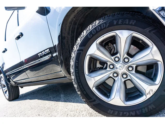 SEMINUEVOS RAM 1500 a Estados en autogozo