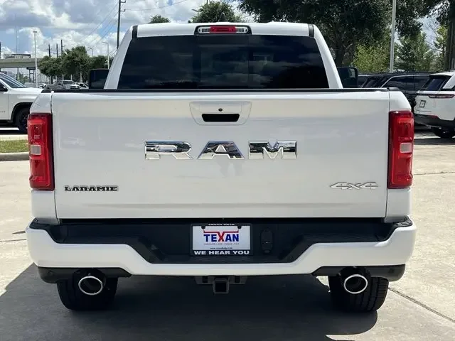 Nuevos RAM 1500 à Estados chez autogozo
