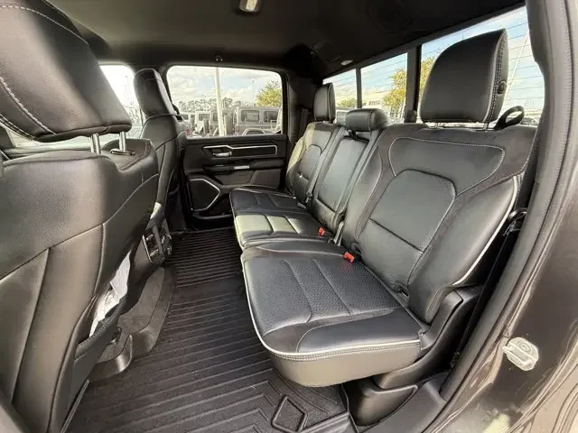 SEMINUEVOS RAM 1500 a Estados en autogozo
