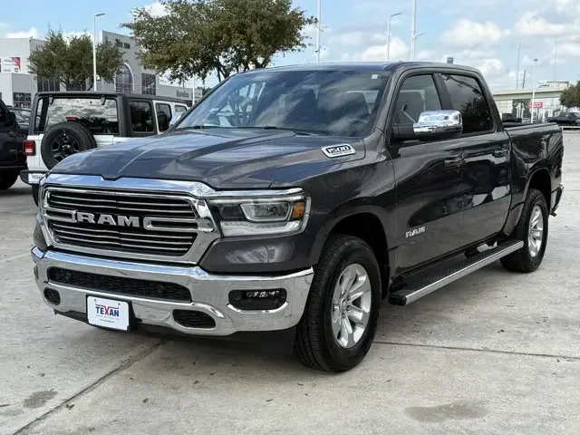 SEMINUEVOS RAM 1500 a Estados en autogozo