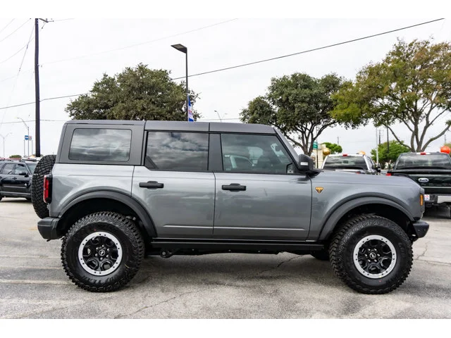 Nuevos FORD BRONCO à Estados chez autogozo
