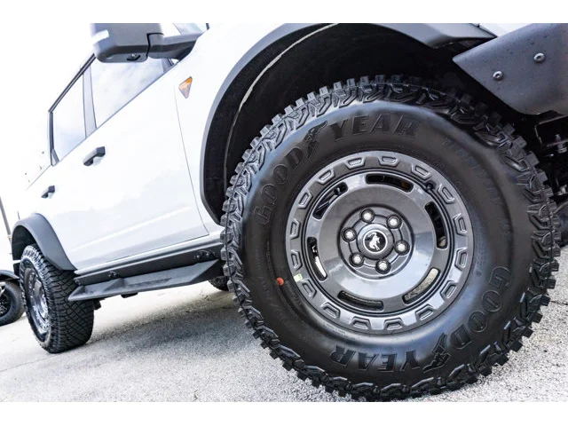 Nuevos FORD BRONCO à Estados chez autogozo