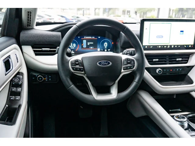 Nuevos FORD EXPLORER à Estados chez autogozo
