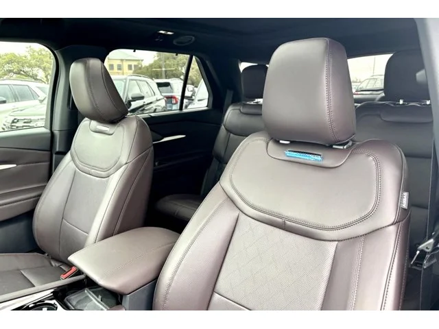 Nuevos FORD EXPLORER à Estados chez autogozo