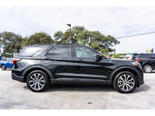 Nuevos FORD EXPLORER à Estados chez autogozo