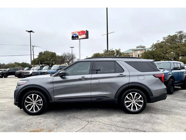 Nuevos FORD EXPLORER à Estados chez autogozo
