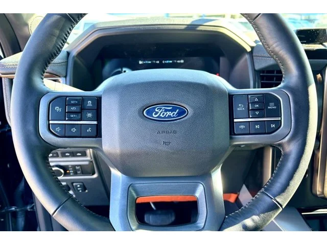 Nuevos FORD F-150 LIGHTNING à Estados chez autogozo