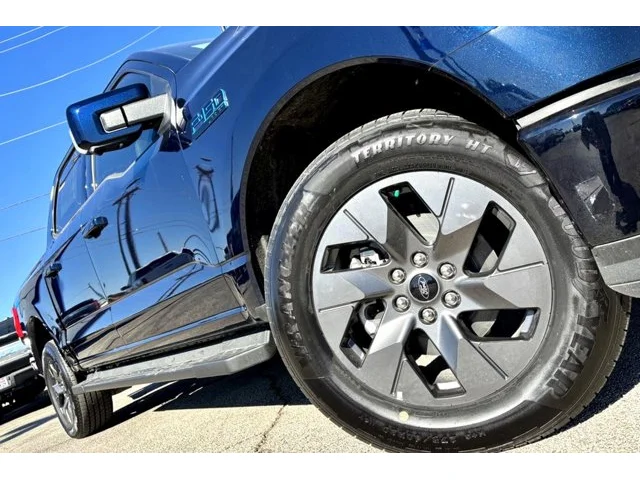 Nuevos FORD F-150 LIGHTNING à Estados chez autogozo