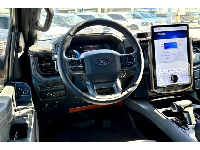 Nuevos FORD F-150 LIGHTNING à Estados chez autogozo