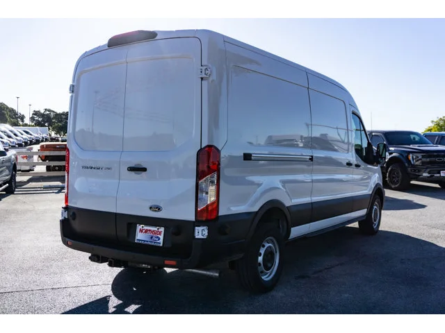 Nuevos FORD TRANSIT CARGO VAN à Estados chez autogozo