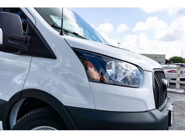 Nuevos FORD TRANSIT CARGO VAN à Estados chez autogozo