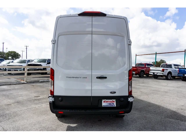 Nuevos FORD TRANSIT CARGO VAN à Estados chez autogozo