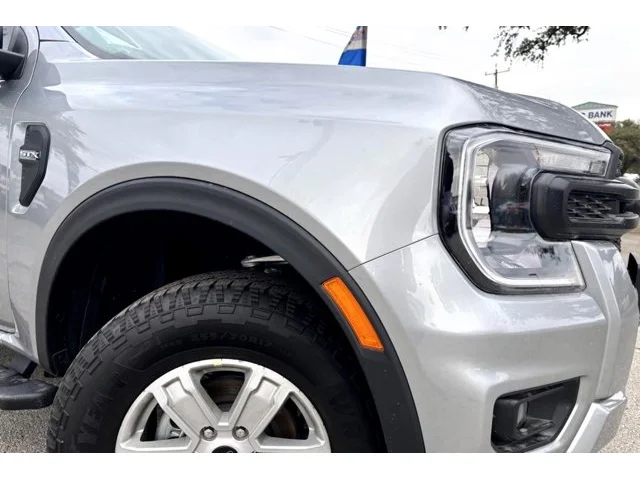 Nuevos FORD RANGER à Estados chez autogozo