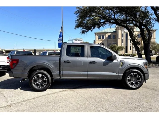 Nuevos FORD F-150 à Estados chez autogozo