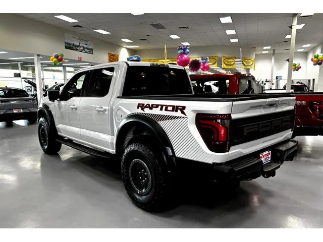 Nuevos FORD F-150 à Estados chez autogozo