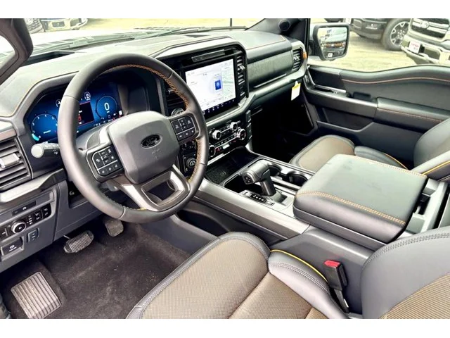 Nuevos FORD F-150 à Estados chez autogozo