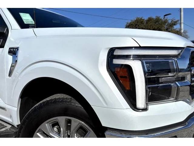 Nuevos FORD F-150 à Estados chez autogozo