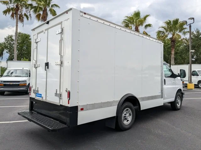 Nuevos CHEVROLET EXPRESS COMMERCIAL CUTAWAY à Estados chez autogozo