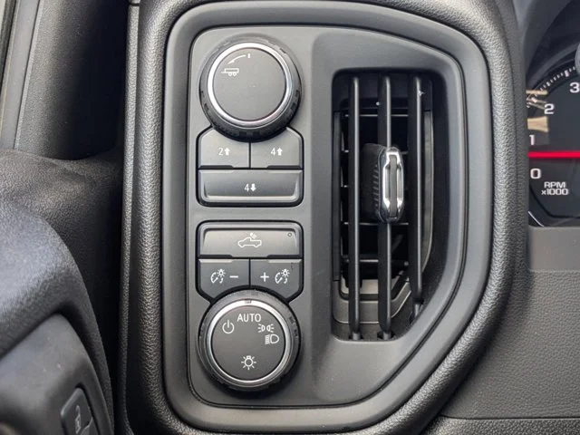 Nuevos CHEVROLET SILVERADO 3500HD CC à Estados chez autogozo