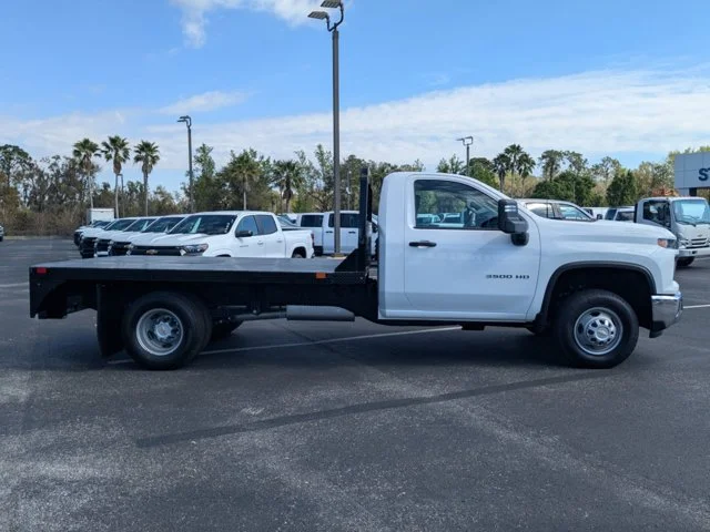 Nuevos CHEVROLET SILVERADO 3500HD CC à Estados chez autogozo