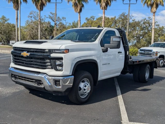 Nuevos CHEVROLET SILVERADO 3500HD CC à Estados chez autogozo