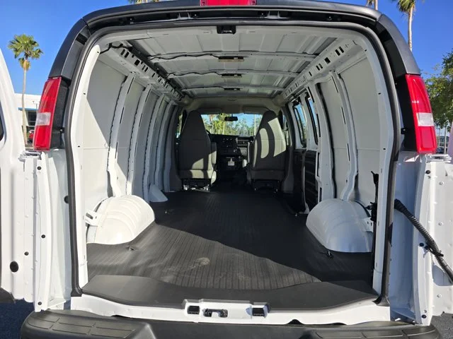 Nuevos CHEVROLET EXPRESS CARGO VAN à Estados chez autogozo
