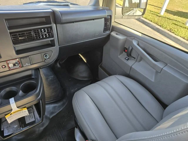 Nuevos CHEVROLET EXPRESS CARGO VAN à Estados chez autogozo