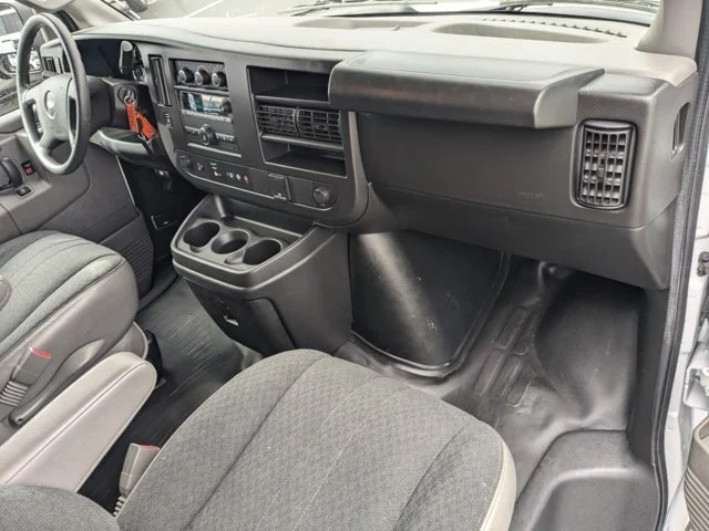 SEMINUEVOS CHEVROLET Express Cargo Van a Estados en autogozo